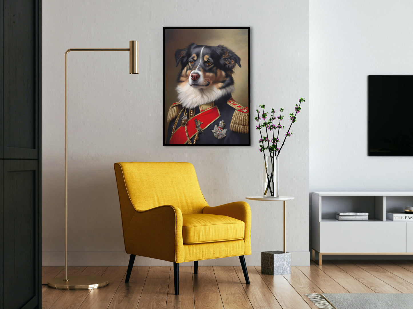 Poster berger australien en uniforme militaire, cadre noir, au-dessus d'un fauteuil jaune et d'un lampadaire doré