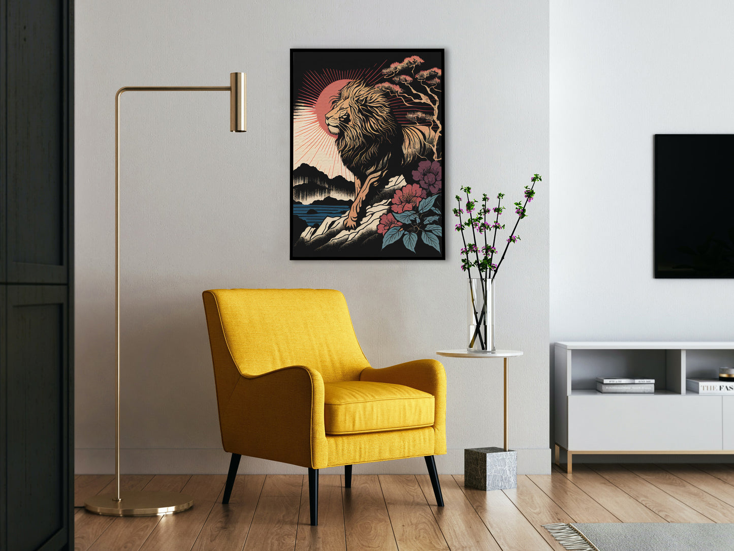 Affiche lion japonais ukiyo-e, cadre noir au-dessus d'un fauteuil jaune et d'un lampadaire doré