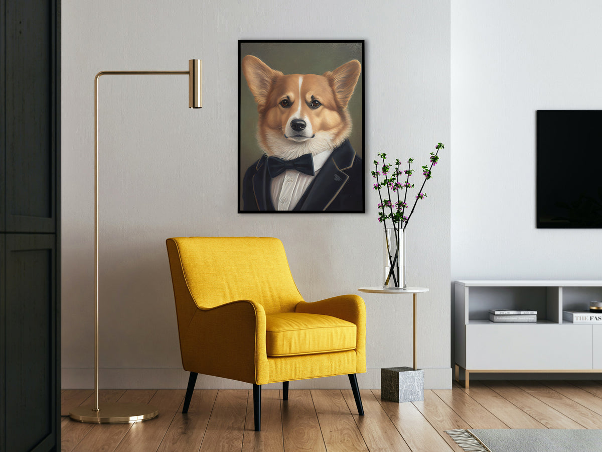 Poster corgi en smoking, cadre noir au-dessus d'un fauteuil jaune et d'un lampadaire doré