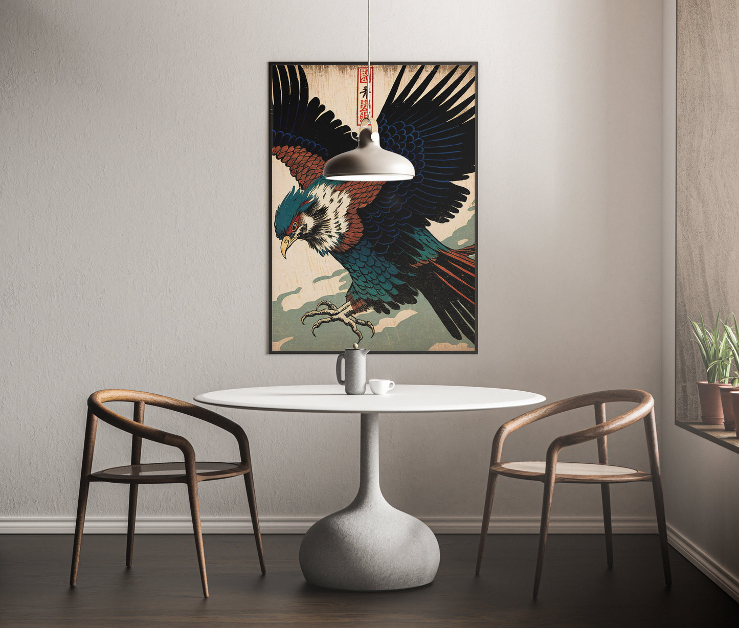 Poster aigle japonais ukiyo-e au-dessus d'une table ronde blanche et de deux chaises en bois