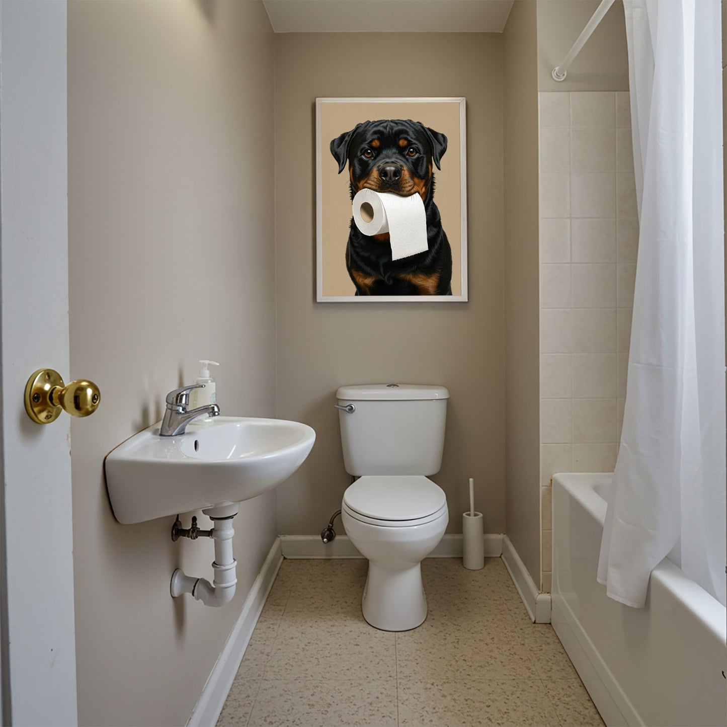 Rottweiler mordant un rouleau de papier toilette, Humour Toilettes, Poster WC, Cadeau Rottweiler, Affiche encadrée, Poster chien
